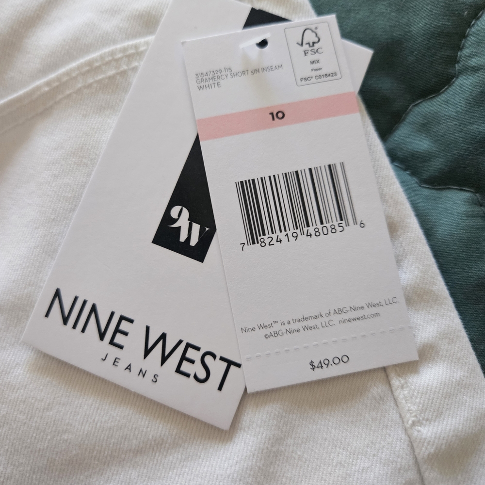 Nine West White Gramercy Shorts - Picture 4 of 7